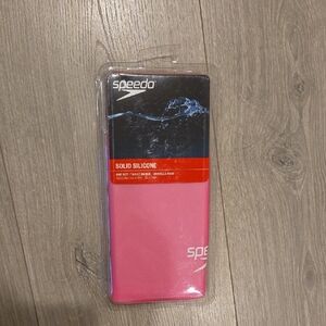 NWT Speedo Solid Silicone Cap